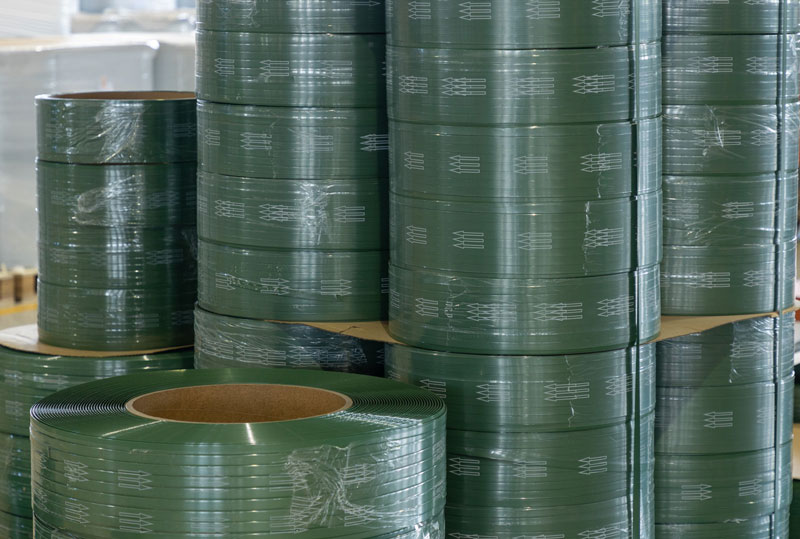 Различия между машинной обвязкой ПЭТ и ручной обвязкой ПЭТ, а также сценарии применения